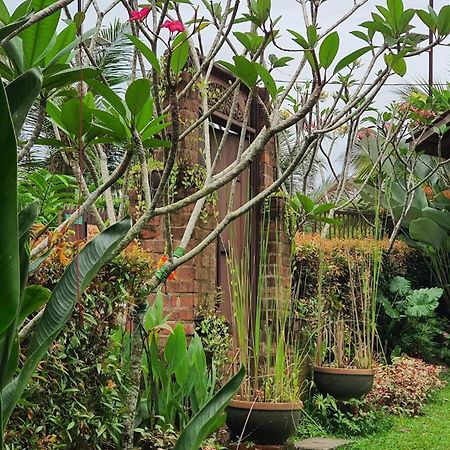 Kebun Puisi Villa Каджанг Екстериор снимка