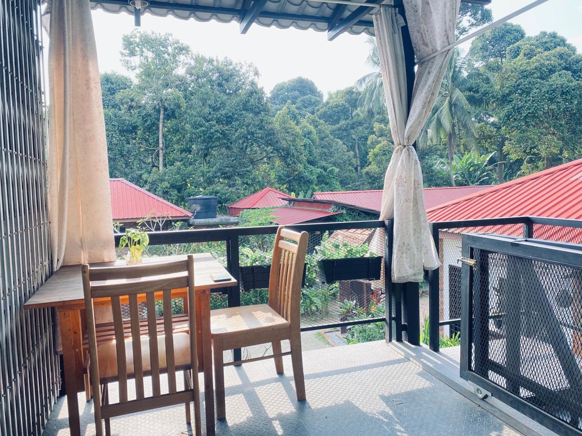 Kebun Puisi Villa Каджанг Екстериор снимка